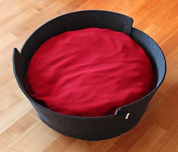 cat bed,felt,cat basket, high-end cat bed,cat bed out of felt,modern cat bed